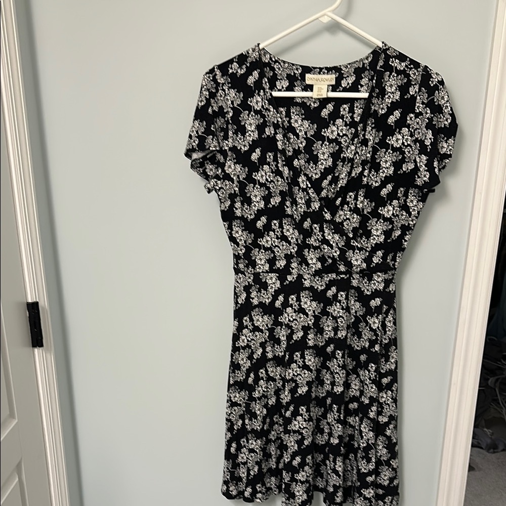 Black and White Flutter Sleeve V-Neck Sundress